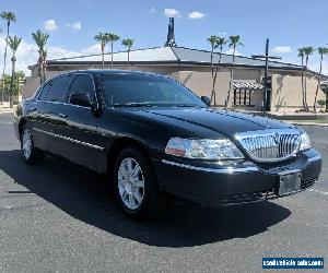 2011 Lincoln Town Car Town Car L extended wheel base