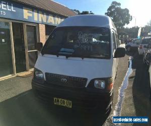 2004 Toyota Hiace RZH125R Commuter White Manual 5sp M Bus