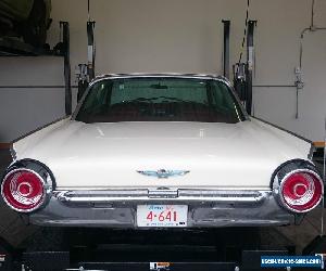 1962 Ford Thunderbird