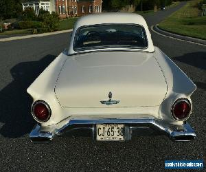 1957 Ford Thunderbird