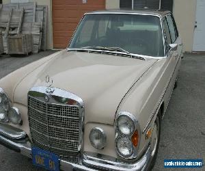 1971 Mercedes-Benz 300-Series