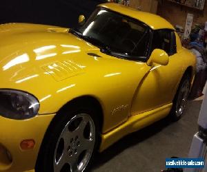 2001 Dodge Viper