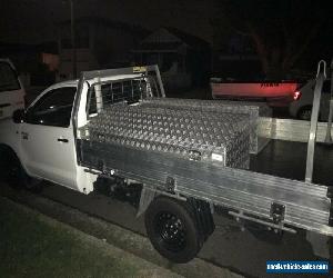 2012 Toyota Hilux 4x2 2.7L Table Top