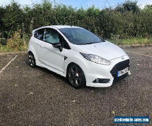 2014 ford fiesta ST white, stage 3 peron, only 35k miles, 2 keys, 