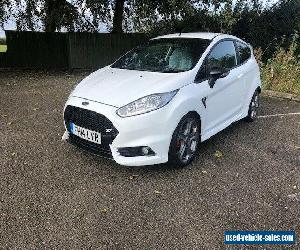 2014 ford fiesta ST white, stage 3 peron, only 35k miles, 2 keys, 