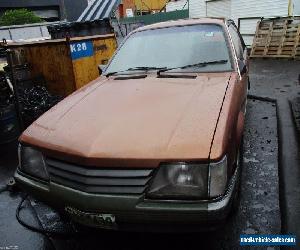 VK V8 5lt COMMODORE SEDAN  SLIGHT DAMAGE HOLDEN SUIT BROCK MOCK UP