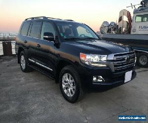 2017 Toyota Land Cruiser