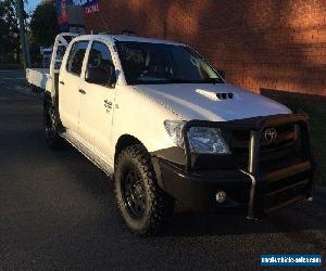 2011 Toyota Hilux KUN26R MY11 Upgrade SR (4x4) White Manual 5sp M