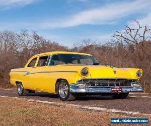 1956 Ford Customline Customline Tudor Restomod