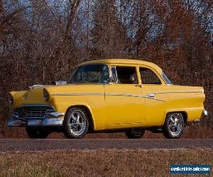 1956 Ford Customline Customline Tudor Restomod