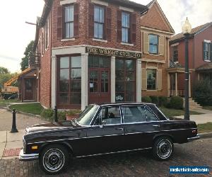 1973 Mercedes-Benz 200-Series