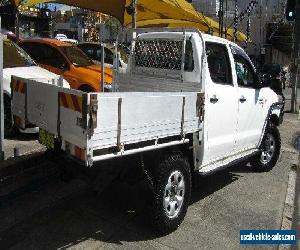 2007 Toyota Hilux KUN26R 07 Upgrade SR (4x4) White Manual 5sp M