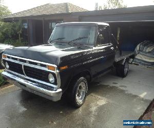 Ford F100 (1974) Ute Automatic (4.1L - Carb) Seats