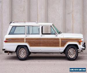 1990 Jeep Wagoneer 4 Dr 4WD