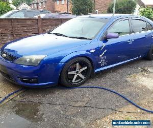 Ford Mondeo ST220