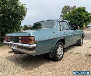 wb holden statesman