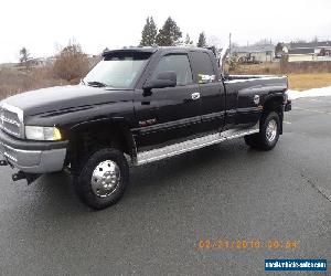 Dodge: Ram 3500