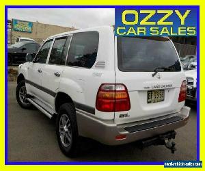 2001 Toyota Landcruiser HDJ100R GXL (4x4) White Manual 5sp M Wagon