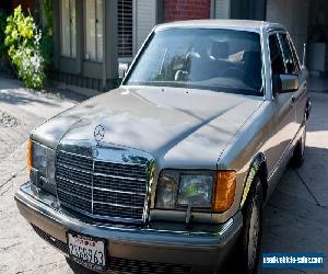 1988 Mercedes-Benz 500-Series W126 560SEL