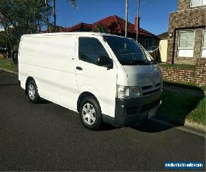 2006 Toyota HiAce TRH201R LWB White Automatic 4sp A Van