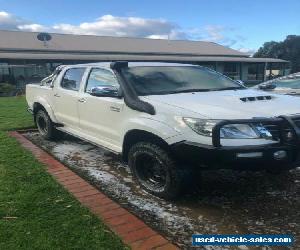 toyota hilux sr5