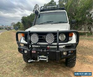 2002 Toyota Landcruiser HZJ79R (4x4) White Manual 5sp M Cab Chassis for Sale