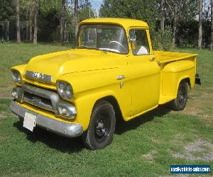 1959 GMC 100 custom cab