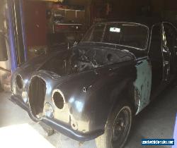 Daimler 250 V8 Saloon for Sale