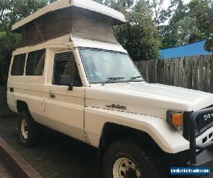 Toyota Landcruiser Trop Carrier / Pop Top 1989