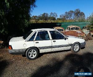 HOLDEN COMMODORE VL FACTORY TURBO SEDAN LAST DRIVEN 1996 MATCHING #s PROJECT CAR