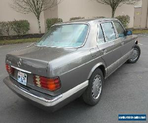 1991 Mercedes-Benz 400-Series