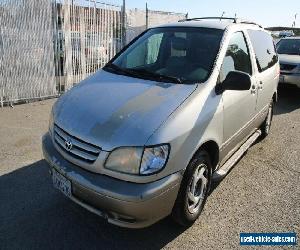 2002 Toyota Sienna XLE 4dr Mini-Van