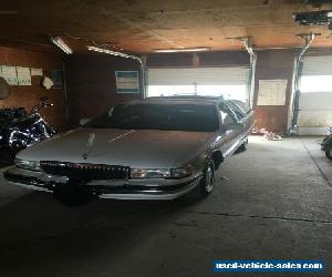 Buick: Roadmaster Estate Wagon