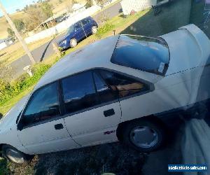  1988VN commodore ssv 3800 5speed barn find