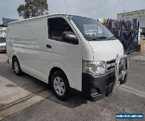 2013 TOYOTA HIACE AUTOMATIC - TOP CONDITION - FEB 22 REGO - CAMERA SHELVING