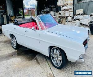 Classic 1968 Ford Galaxie V8 4 door Convertible suit project or restoration. 