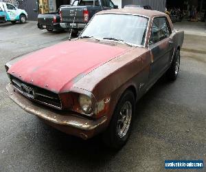 FORD MUSTANG FACTORY V8,1965 RUNS WELL.