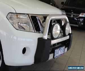 2011 Nissan Pathfinder R51 MY08 ST White Manual M Wagon