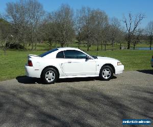 2000 Ford Mustang