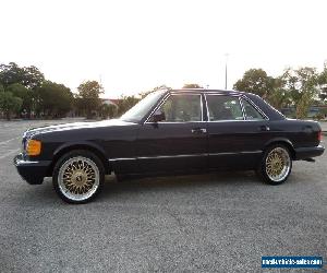 1990 Mercedes-Benz 300-Series