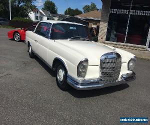 1965 Mercedes-Benz 200-Series SE