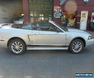 2003 Ford Mustang 2-Door Convertible