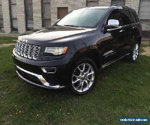 Jeep: Grand Cherokee SUMMIT V8