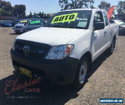 2005 Toyota Hilux GGN15R SR White Automatic 5sp A Extracab for Sale