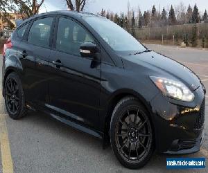 Ford: Focus ST Fully Loaded (less moonroof) 201A NAV