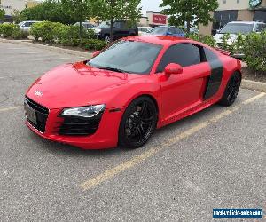 Audi: R8 v8