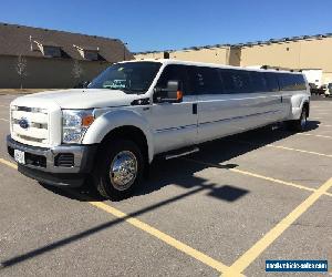 Ford: F-550 200" STRETCH