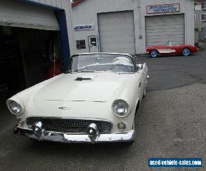 1956 Ford Thunderbird