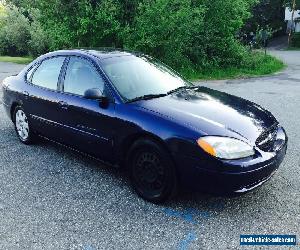 2000 Ford Taurus 4 Door Sedan