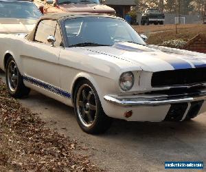 1965 Ford Mustang Shelby racing stripes